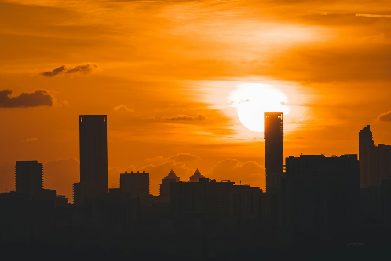 Miami sunrise photographed by Brice Cooper in 2023. City context, not agent inventory.